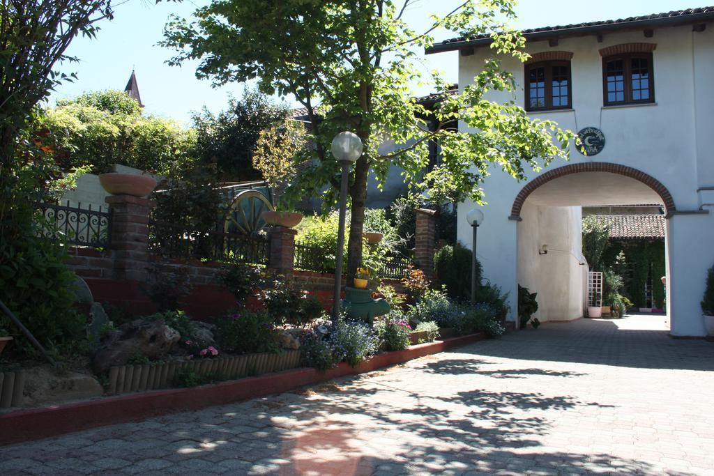 Luna Asti Exterior photo